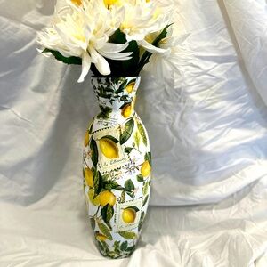 Elegant Lemon Vase